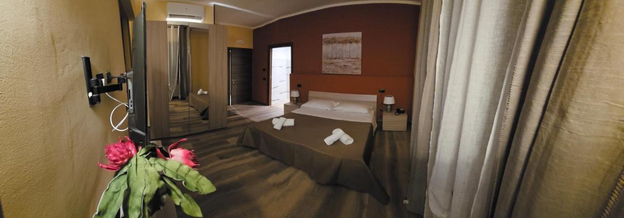Hotel Bijoux Pozzolo Formigaro Esterno foto